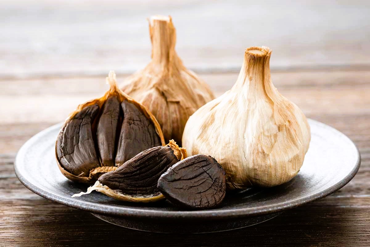 قرص سیر سیاه